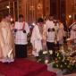 064 Dipping the Paschal Candle to sanctify the Water