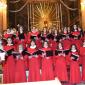 009 Voci Angeliche Choir singing Carols