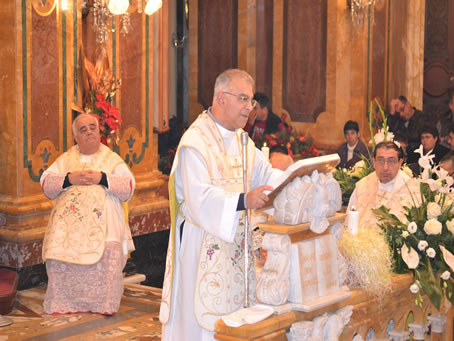 27 Fr George Zammit delivers the homily