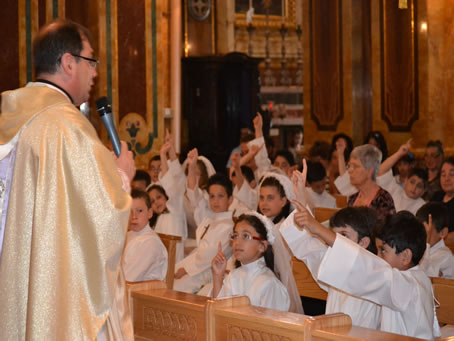 026 Archpriest delivering the sermon