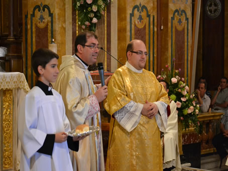 029 Presenting Deacon Mark Bonello