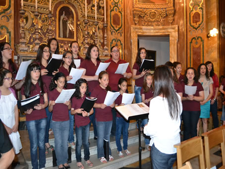 001 Voci Angeliche Choir