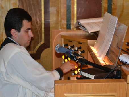 066 Fr Michael Curmi on the organ