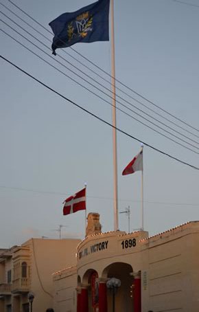 079 Decorated Victory Band Club