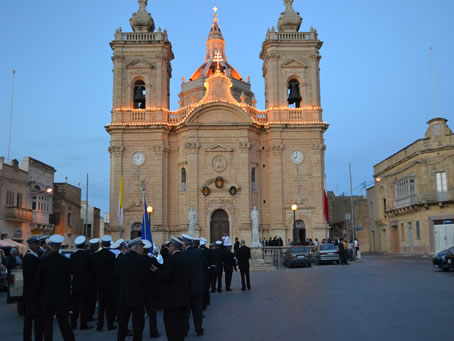 067 Victory band playing marches in Victory Square