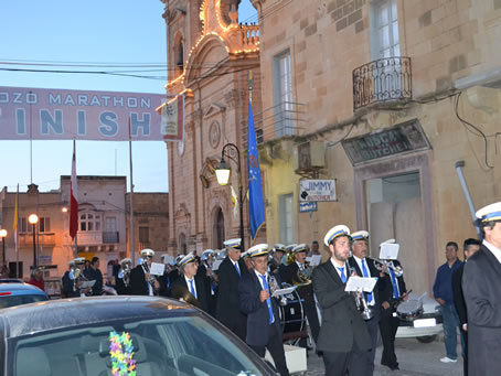 074 Band marching to Band Club