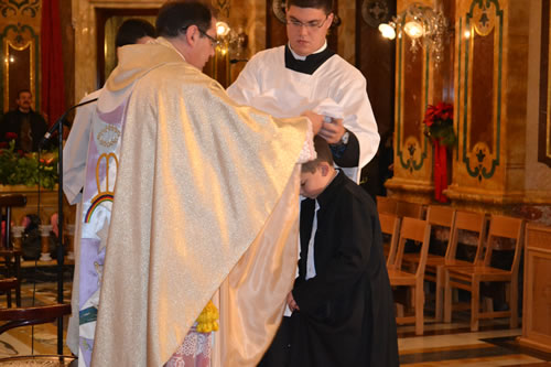 042 Carl Mercieca being invested as new altar boy