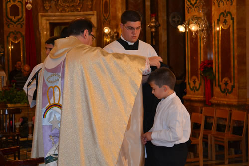 039 Carl Mercieca being invested as new altar boy