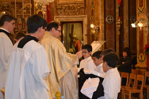 029 Sprinkling Holy Water on the altar boys