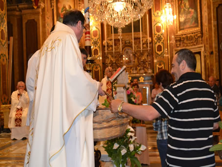 035 Offering fruits for Bishop's Seminary.jpg