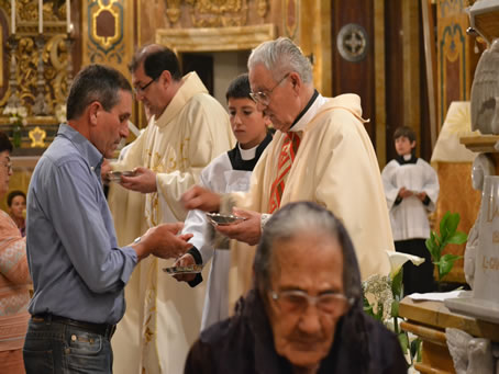 101 Holy Communion