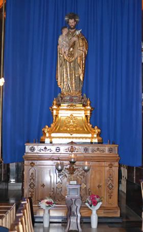 010 Statue of St Joseph in nave