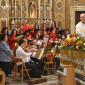 032 Orchestra and Choir during the Kyrie Eleison