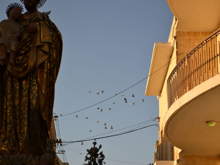 069 Pigeons honour St Jospeh with their flypast