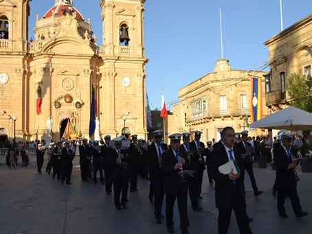 037 Victory Band playing religious marches