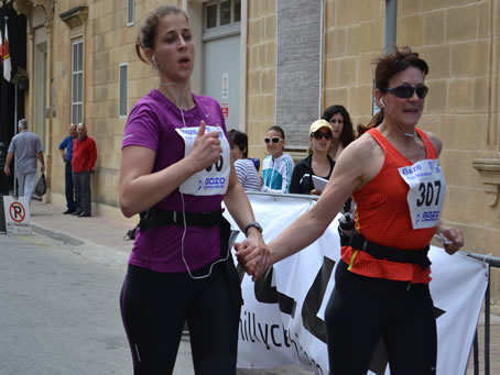 096 Laura Bakker (l) Malta and Anne Bakker (r) UK