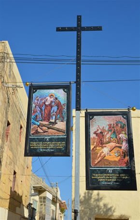 22 Way of the Cross in Victory Square