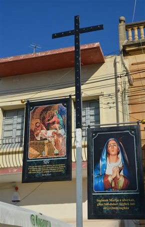 23 Way of the Cross in Victory Square