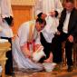 080 Washing feet of father of Fr Jesmond Gauci (Xaghra)