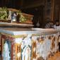 237 Removing all from High Altar as sign of mourning