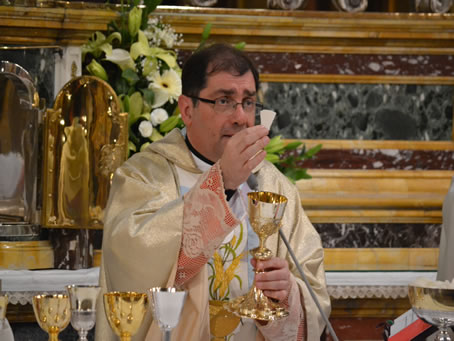 143 Invitation for Holy Communion