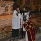 086 Archpriest kissing the Cross