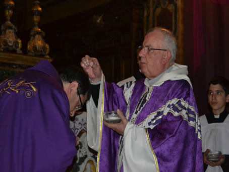 30 Archpriest Emeritus places ashes on Archpriest's forehead