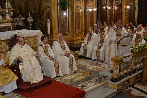 DSC_0721 Archpriest Mgr Carmelo Refalo delivers the sermon