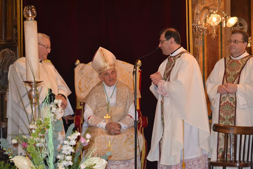 170 Archpriest addressing Archbishop Emeritus