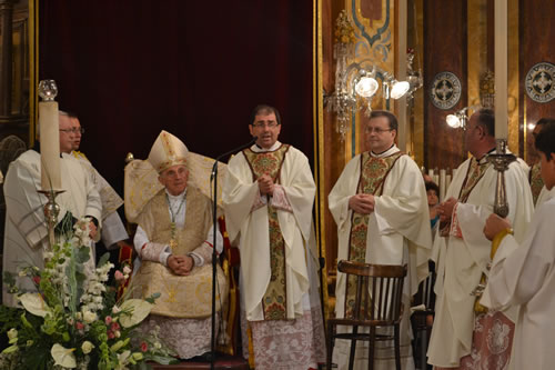 168 Archpriest addressing Archbishop Emeritus