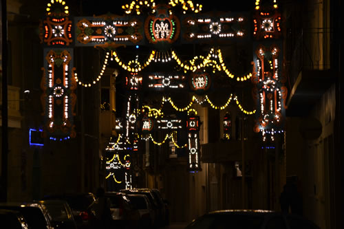 083 Church Street illuminated with decorations