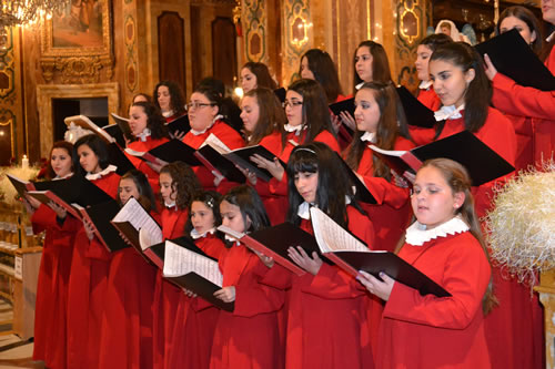 DSC_0002 Carol Singing Voci Angeliche Choir