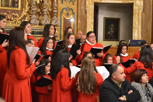 DSC_0149 Voci Angeliche Choir singing during the Offertory