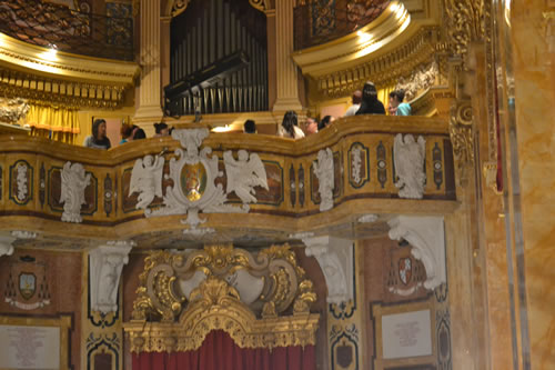 DSC_0093 Choir Voci Angeliche singing Tantum Ergo