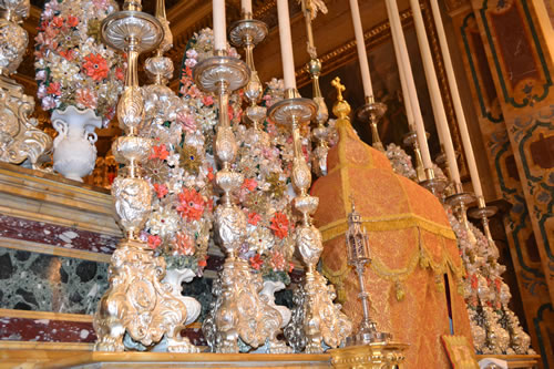 DSC_0103 Decorated High Altar