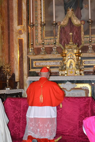 47 Praying in the Chapel of the Holy Eucharist