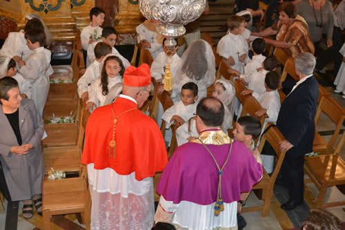 65 Meeting children who recently received their First Holy Communion