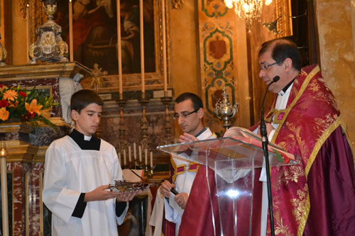 024 Blessing of Crucifixes for Candidates of Confirmation