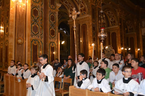 127 Procession to the High Altar