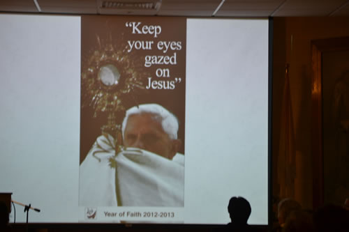 077 'Keep your eyes gazed on Jesus' - Pope Benedict XVI