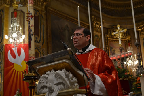 DSC_0048 Archpriest Mgr C Refalo delivers the Homily