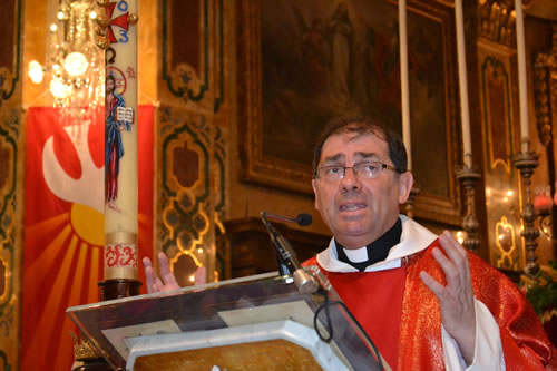 DSC_0047 Archpriest Mgr C Refalo delivers the Homily