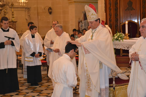 DSC_0078 Ordination of the deacon in progress