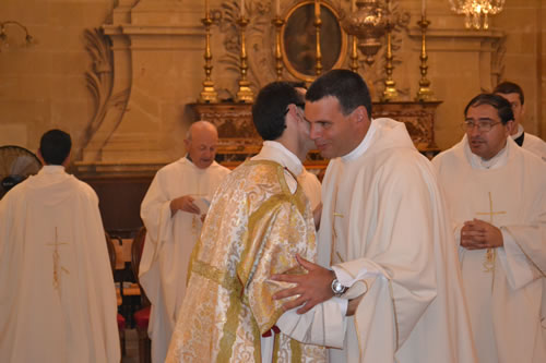 DSC_0121 Fr Michael Galea embraces Deacon Daniel