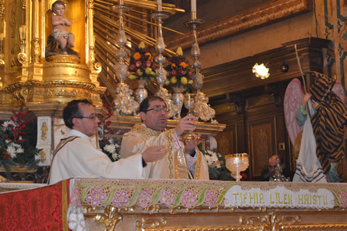 DSC_0157 Offertory