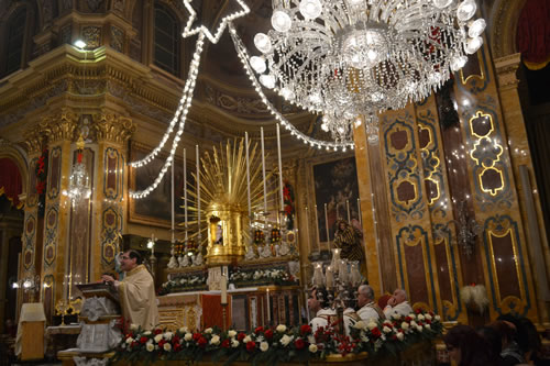 DSC_0133 Archpriest delivering the Sermon