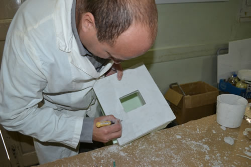 DSC_0181 Engraving the stonework