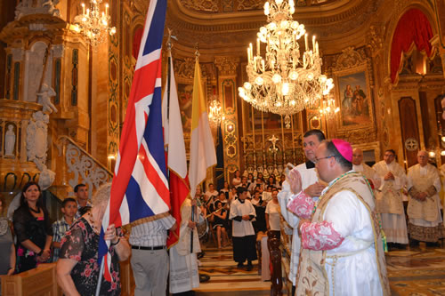 DSC_0285 Presentation of Union Jack