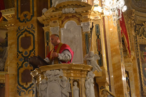 DSC_0586 Can John Sultana delivers the Homily