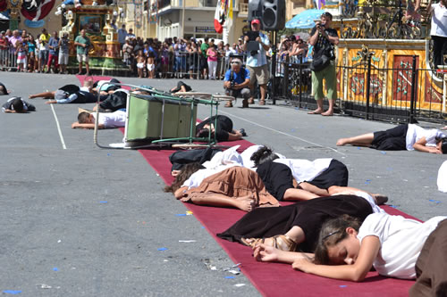 DSC_0462 Victims of the air raid